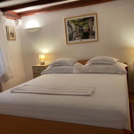 Guesthouse Vicelic 1 Dubrovnik Exterior photo